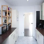 Alfa Mitte 2 City-lage Berliner Platz Balkon Netflix Kueche Wm L 2br 5 Beds 6 People L Fully Equipped Kitchen & Bathroom Apartament