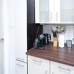 Apartament Alfa Mitte 2 City-lage Berliner Platz Balkon Netflix Kueche Wm L 2br 5 Beds 6 People L Fully Equipped Kitchen & Bathroom
