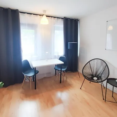 Apartment Alfa Mitte 2 City-lage Berliner Platz Balkon Netflix Kueche Wm L 2br 5 Beds 6 People L Fully Equipped Kitchen & Bathroom