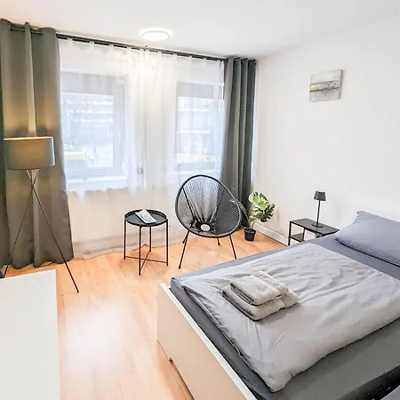 Alfa Mitte 2 City-lage Berliner Platz Balkon Netflix Kueche Wm L 2br 5 Beds 6 People L Fully Equipped Kitchen & Bathroom Apartment Stuttgart