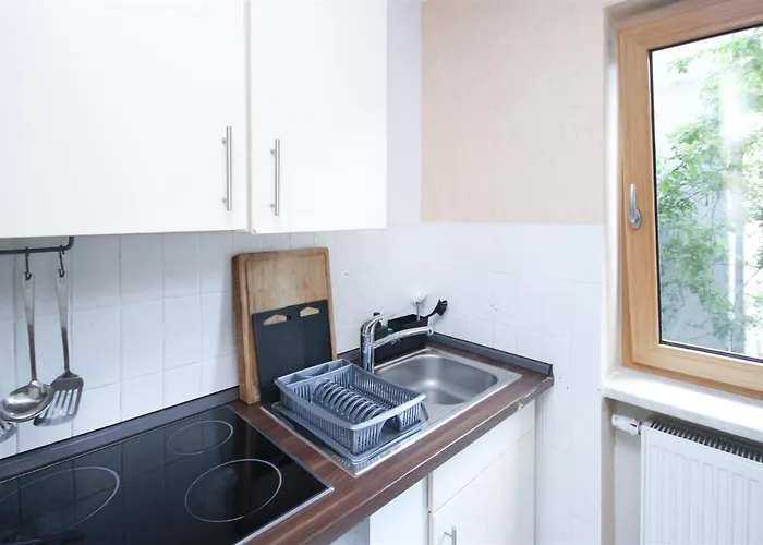 Alfa Mitte 2 City-lage Berliner Platz Balkon Netflix Kueche Wm L 2br 5 Beds 6 People L Fully Equipped Kitchen & Bathroom Daire *