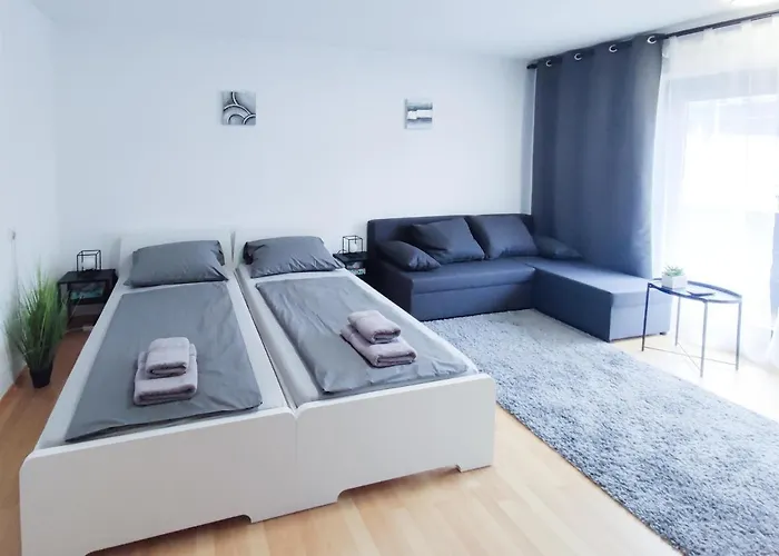 Alfa Mitte 2 City-lage Berliner Platz Balkon Netflix Kueche Wm L 2br 5 Beds 6 People L Fully Equipped Kitchen & Bathroom Daire Stuttgart