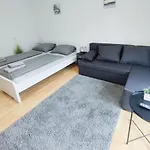 Alfa Mitte 2 City-lage Berliner Platz Balkon Netflix Kueche Wm L 2br 5 Beds 6 People L Fully Equipped Kitchen & Bathroom 公寓 *